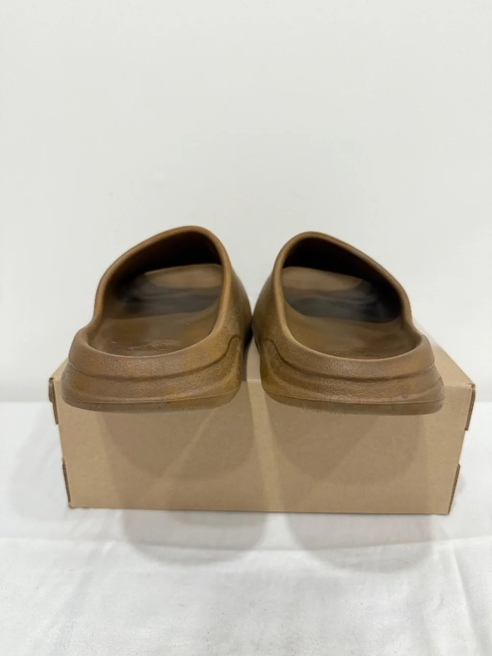 Used W/O Box! Men's Adidas x Yeezy Slides Brown Comfortable Summer Size 13